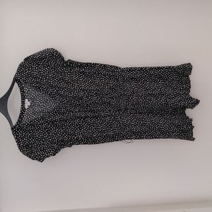 LOFT size small black and white polka dot short romper 🖤🤍